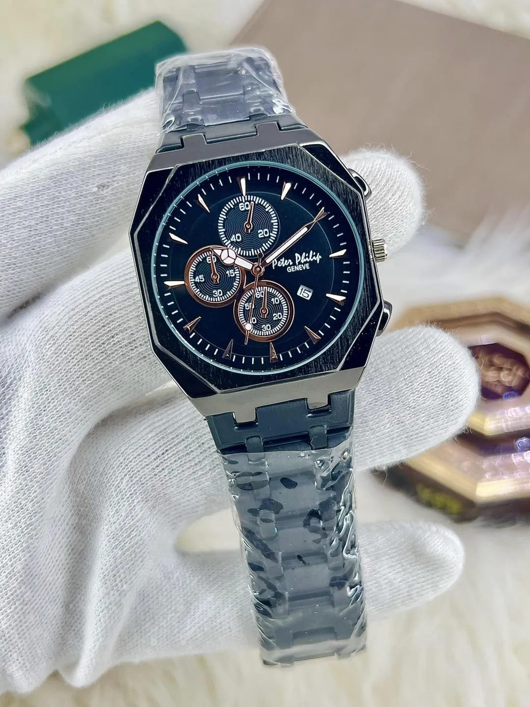 Men’s Stylish Steel Chain Watch with Date & Time - Arshad Collection | Arshad Collection